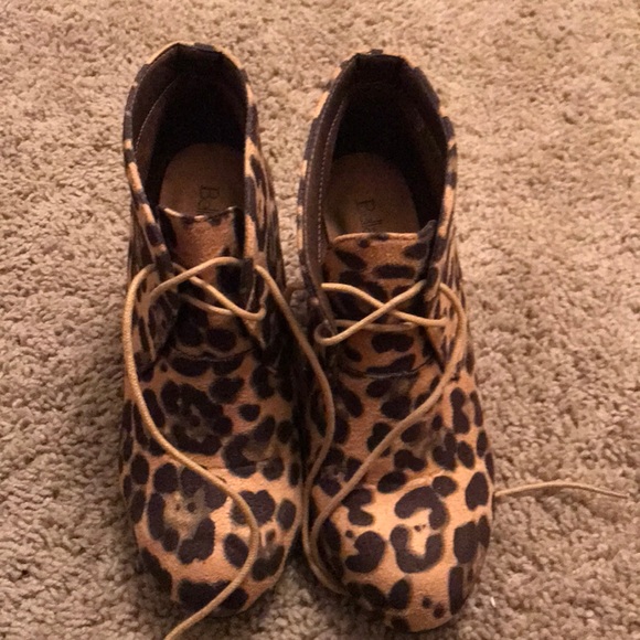 Leopard Wedges - Picture 2 of 5